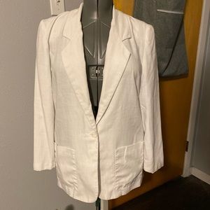 EUC Allison Daley White Blazer